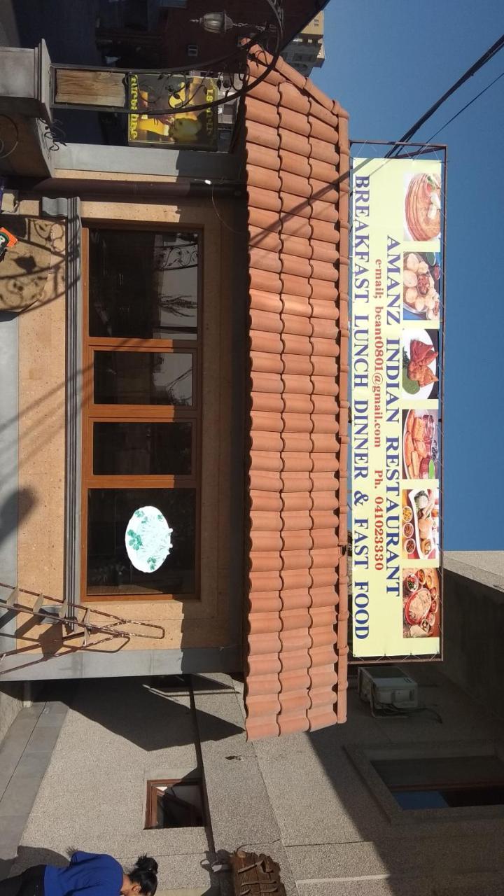 Amanz Hostel And Restaurant Yerevan Exterior photo